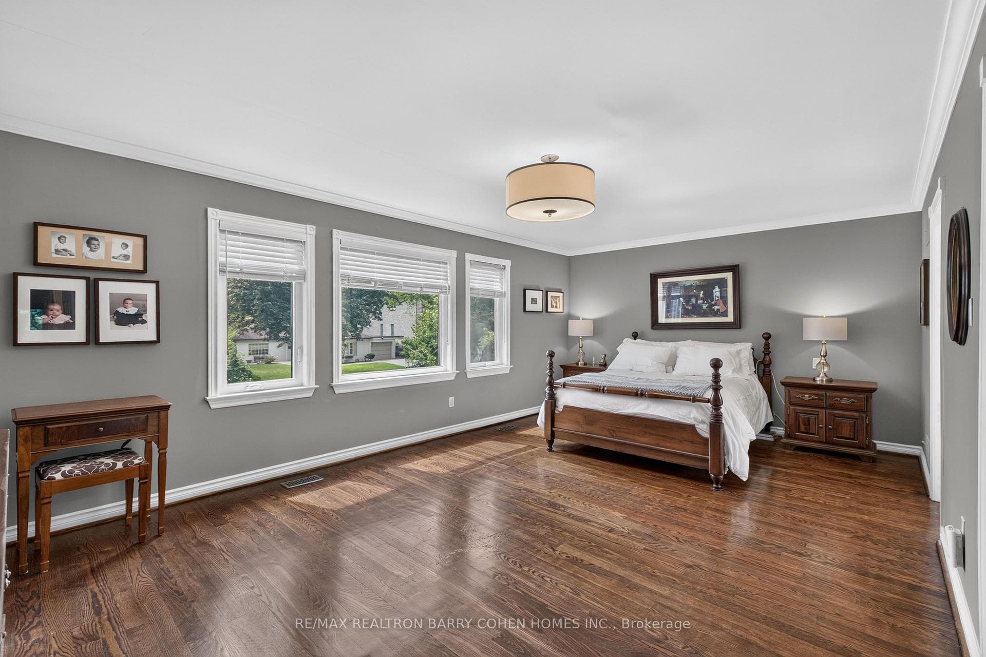 110 Upper Canada Drive photo 20