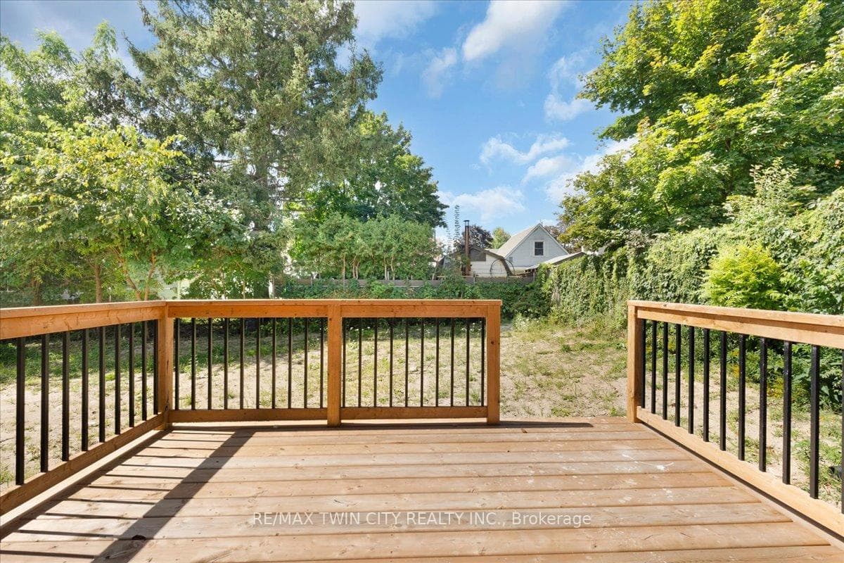 253 Kensington Avenue Unit 4 photo 32