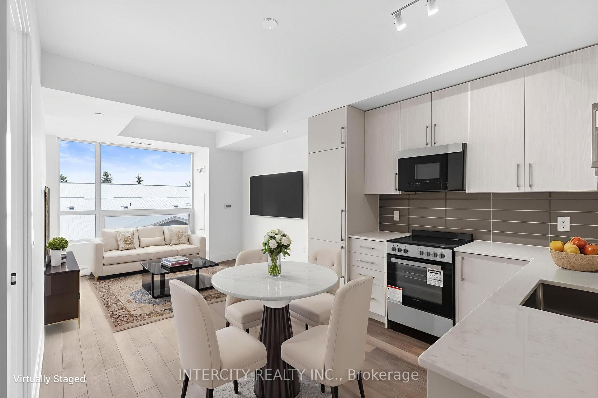 2075 King Road Unit 243 photo 1