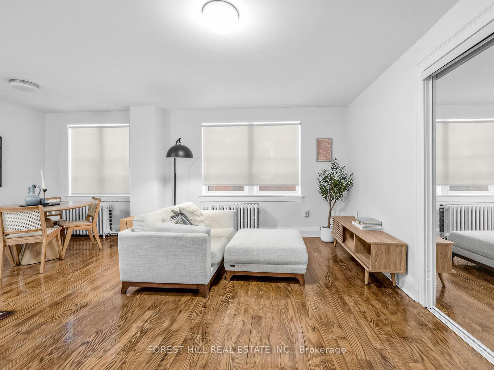 312 Lonsdale Road Unit 7 photo 7