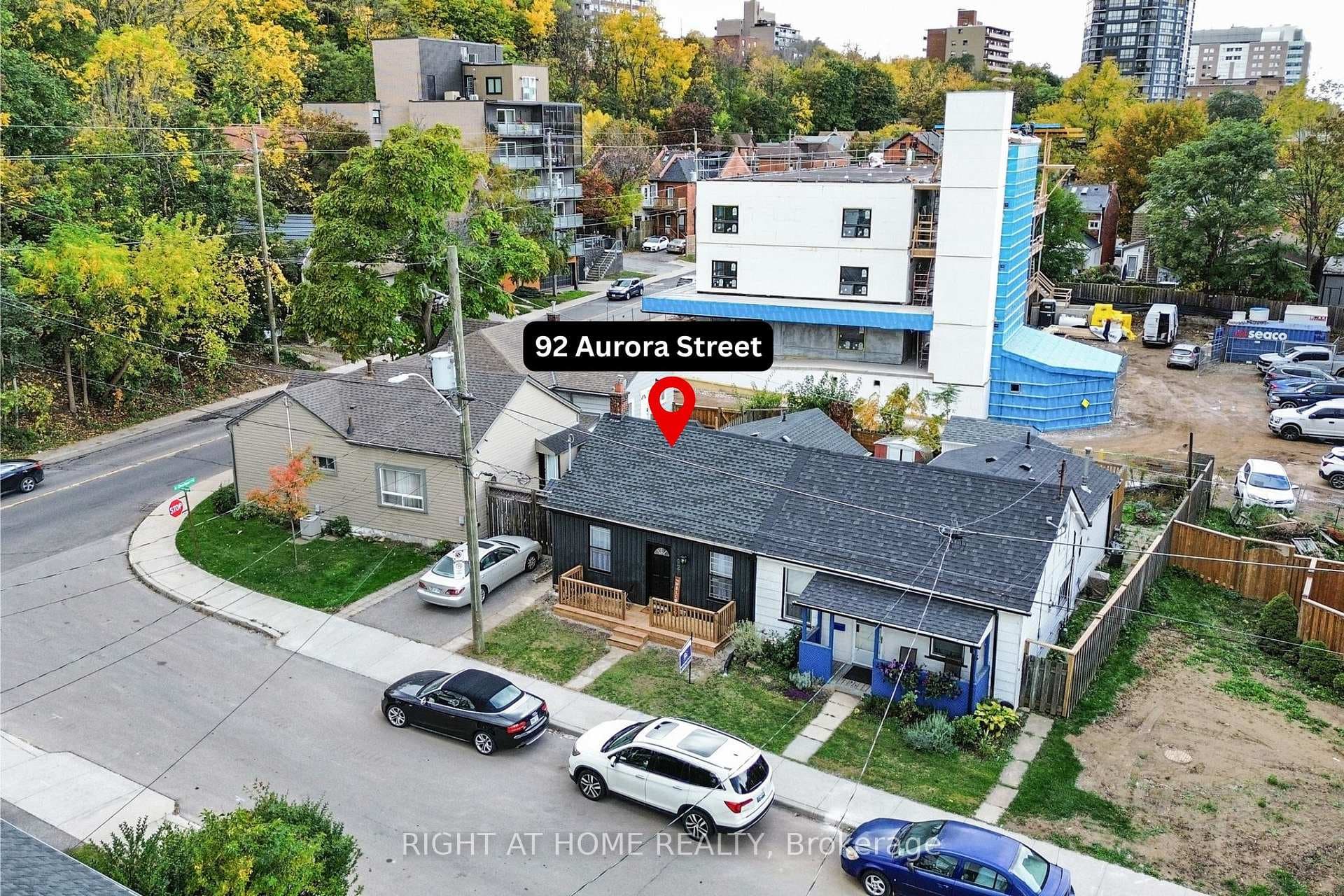 92 Aurora Street photo 40