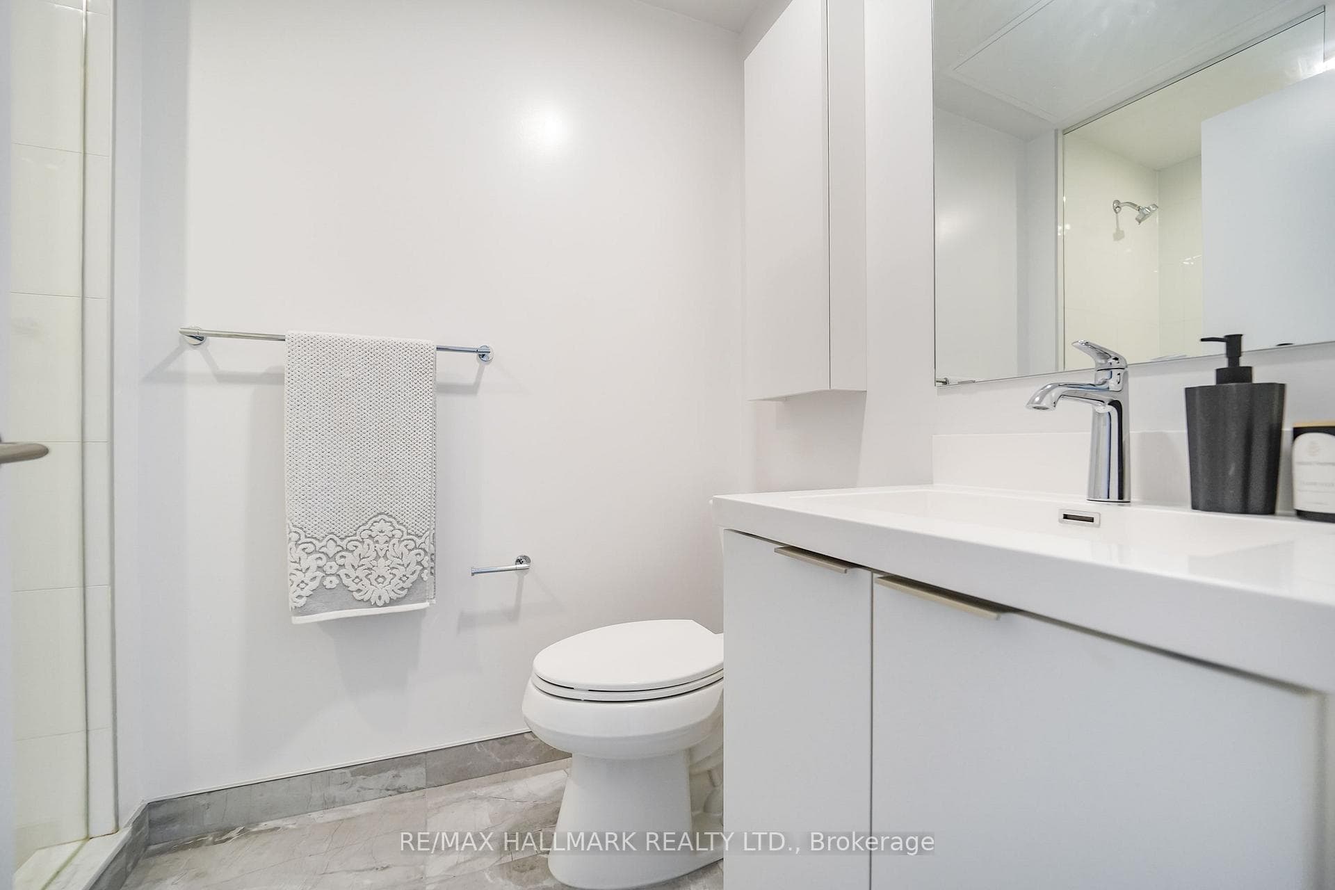 50 O'neill Road Unit 521 photo 12