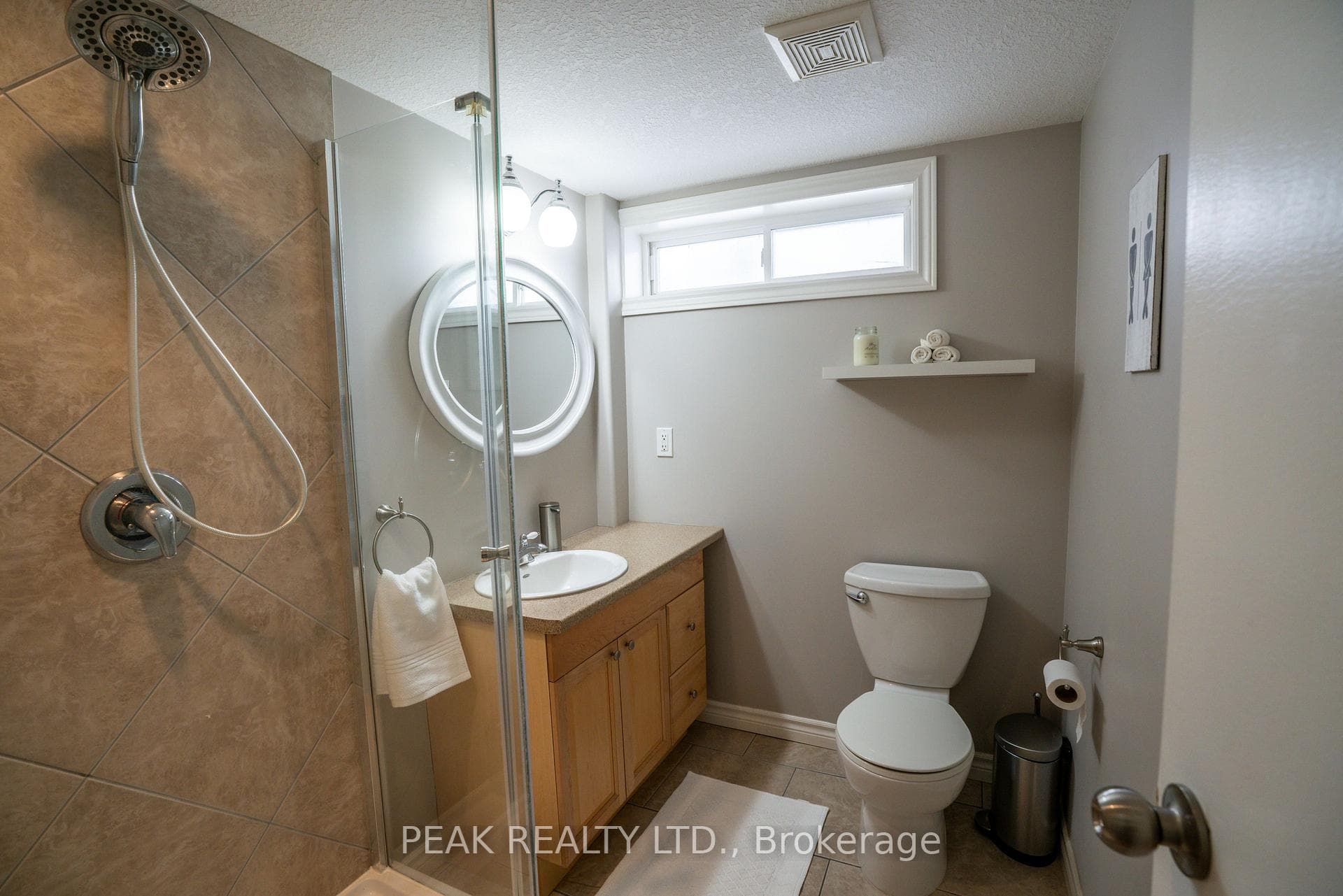 538 Dunbar Road photo 38