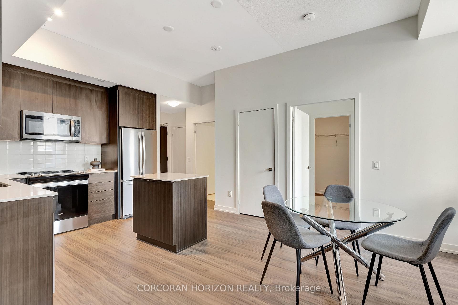 55 Duke Street Unit 509 photo 16