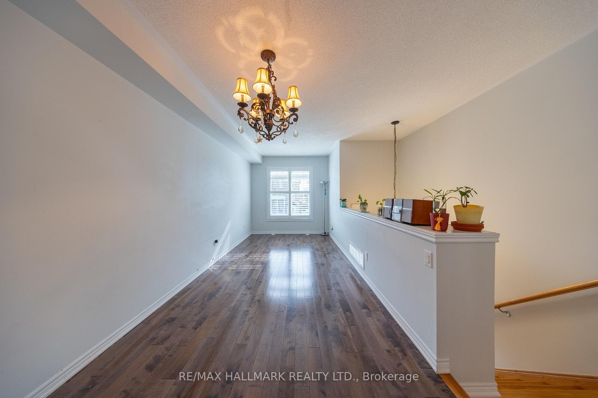322 Delray Drive photo 3
