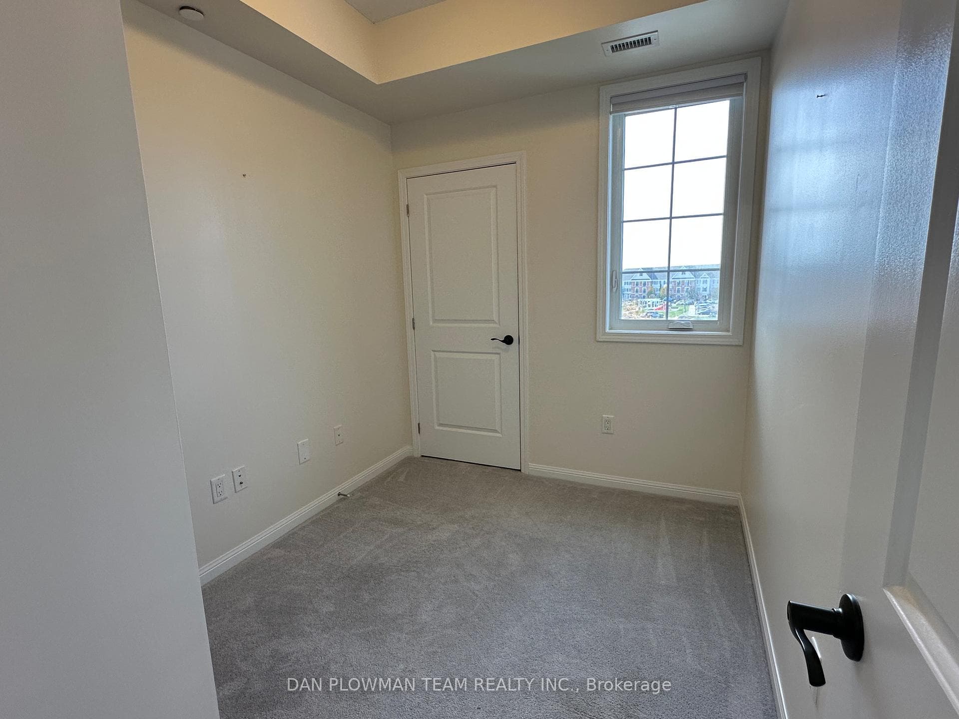 84 Aspen Springs Drive Unit 320 photo 17
