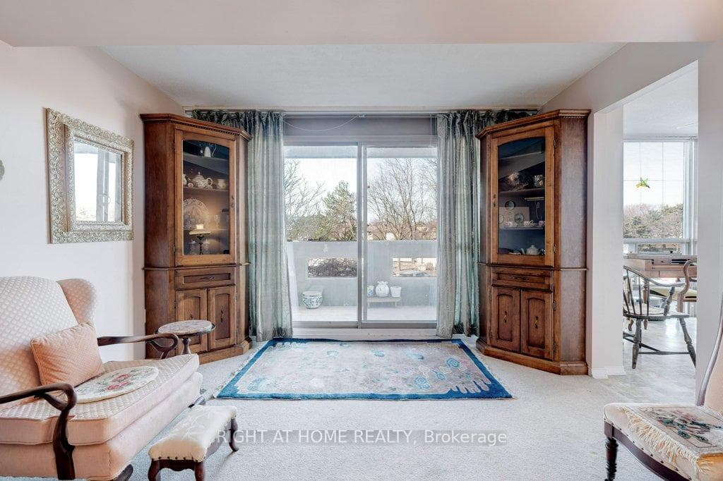 5080 PINEDALE Avenue Unit 207 photo 12
