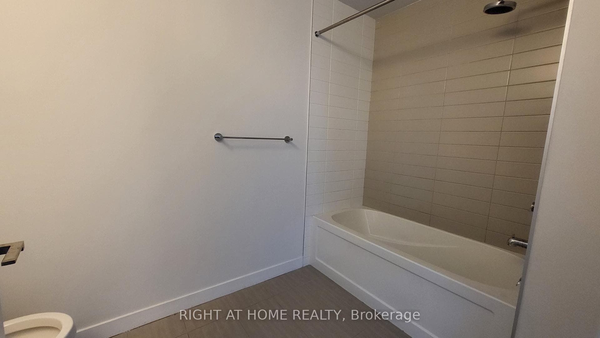 4055 Parkside Village Drive Unit 433 photo 14