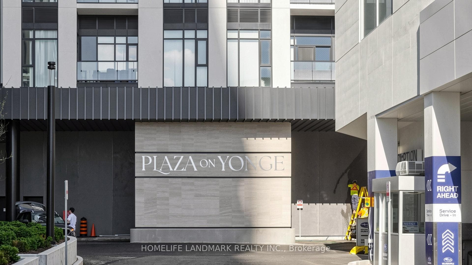 5858 Yonge Street Unit LPH25 photo 2