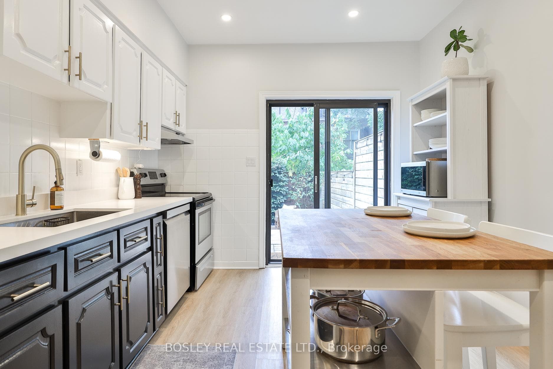 44 Mackenzie Crescent photo 18