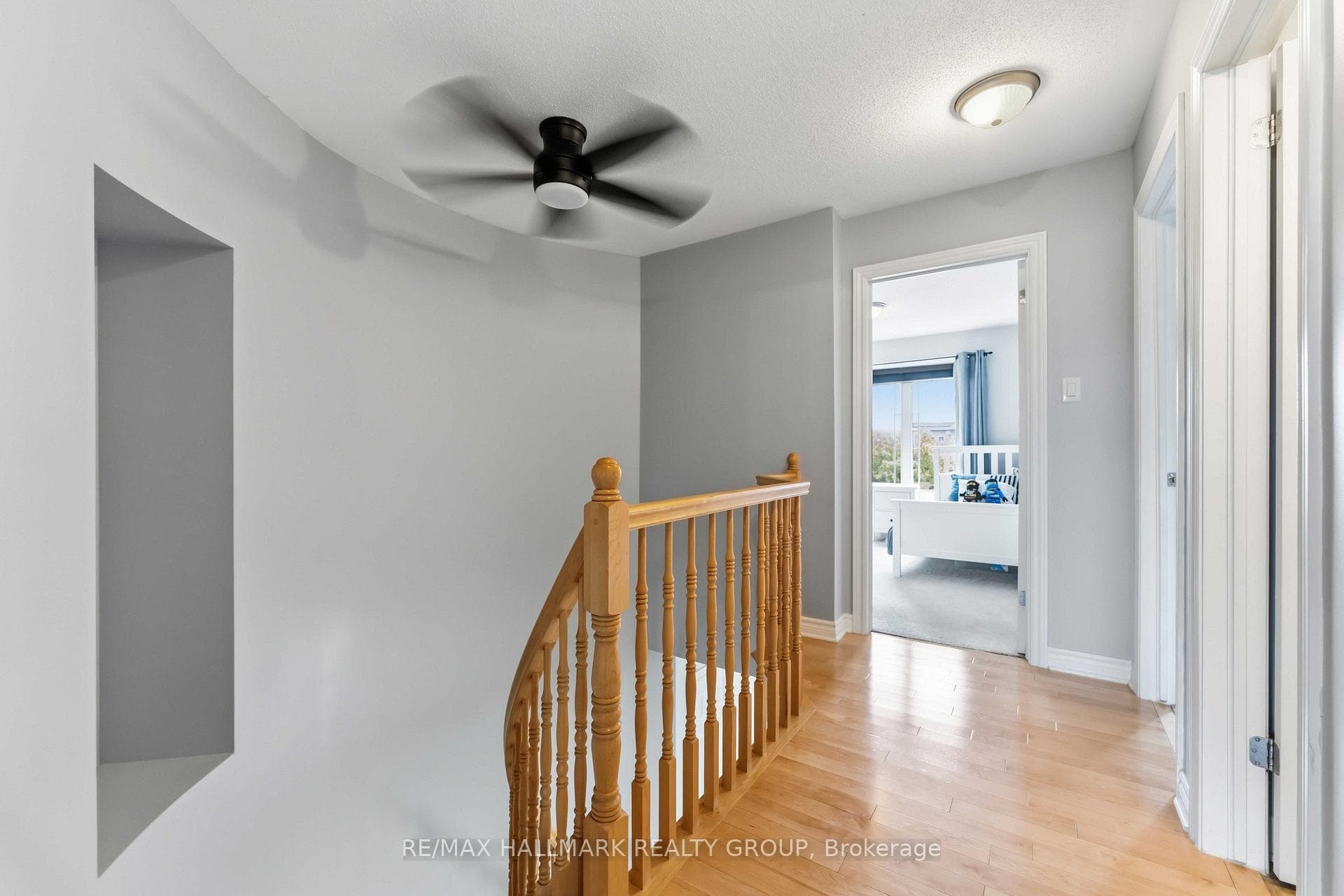 125 Montmorency Way photo 15