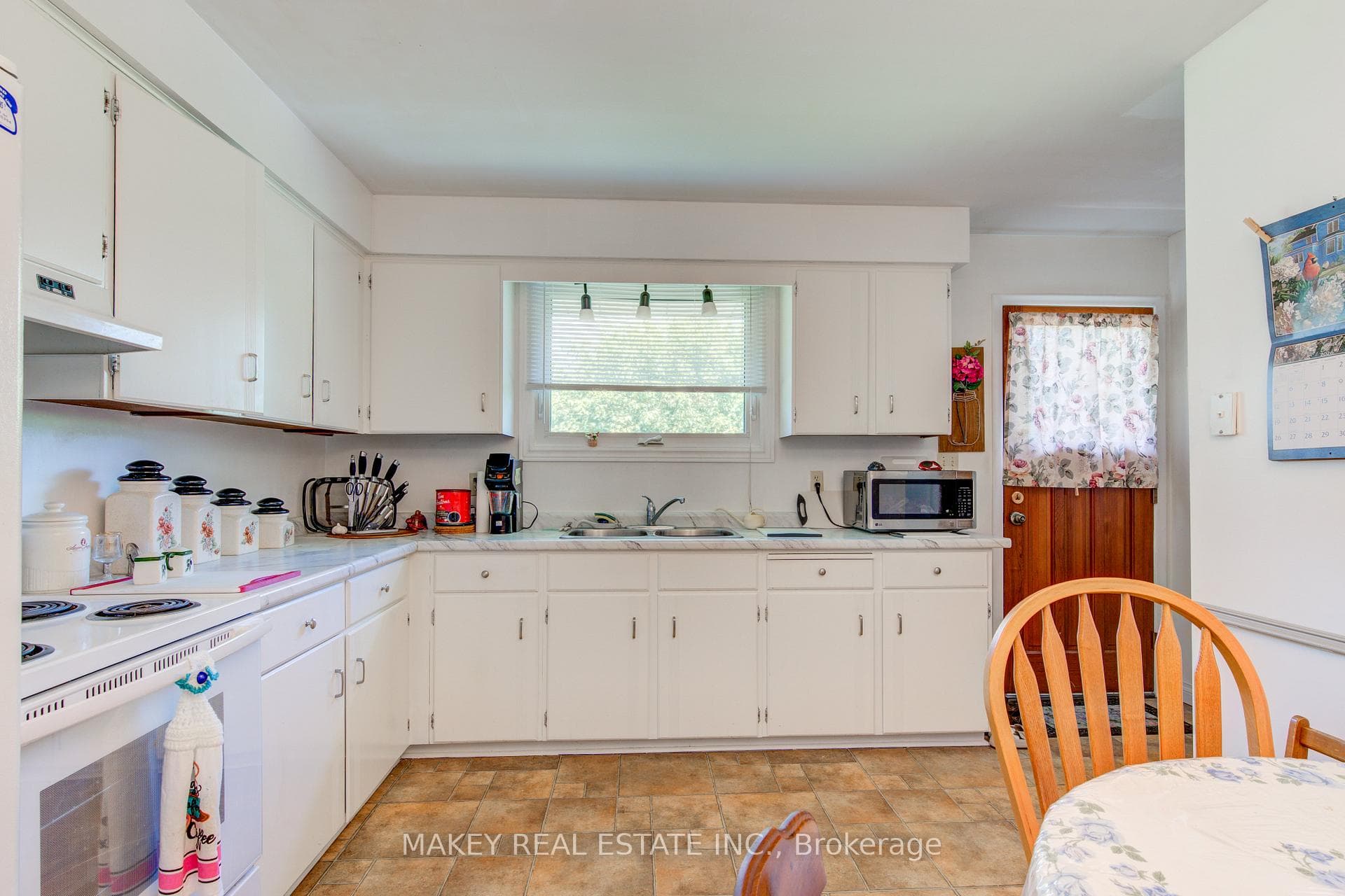 16 Fergusson Avenue photo 19