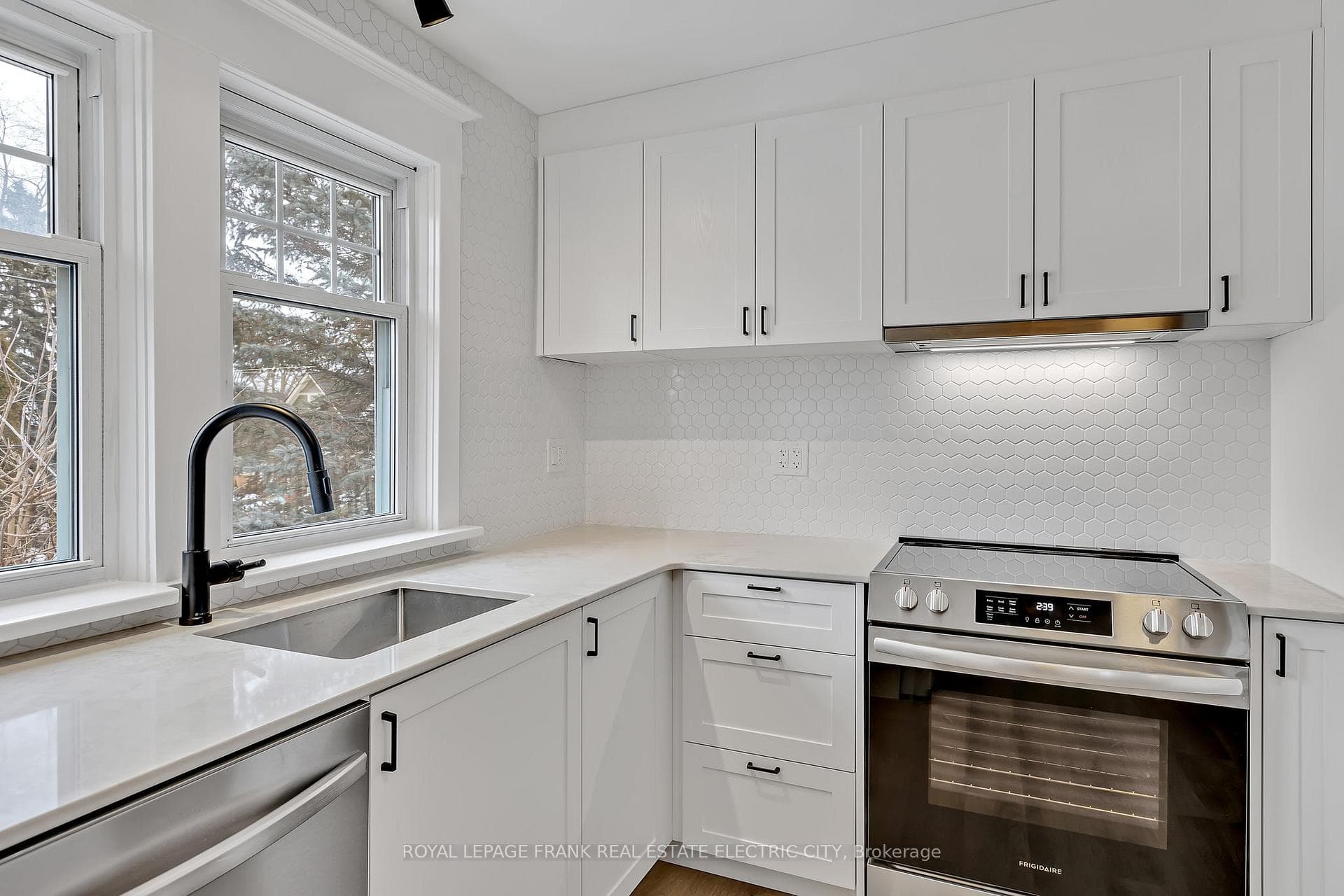 1353 Monaghan Road photo 11