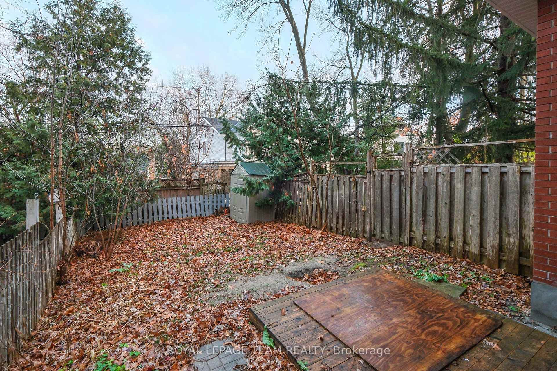 Shared Rear Yard