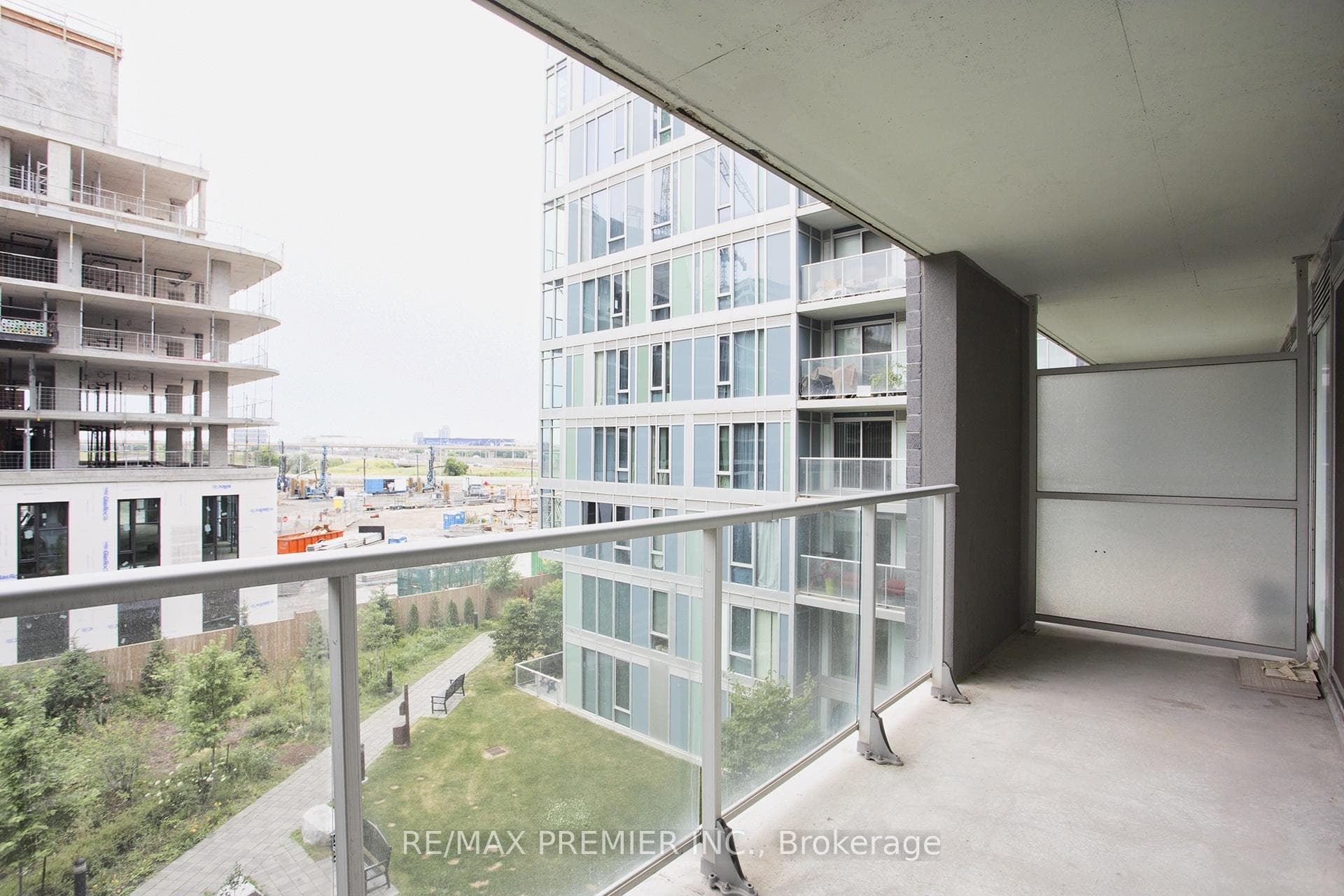 565 Wilson Avenue Unit 319W photo 18