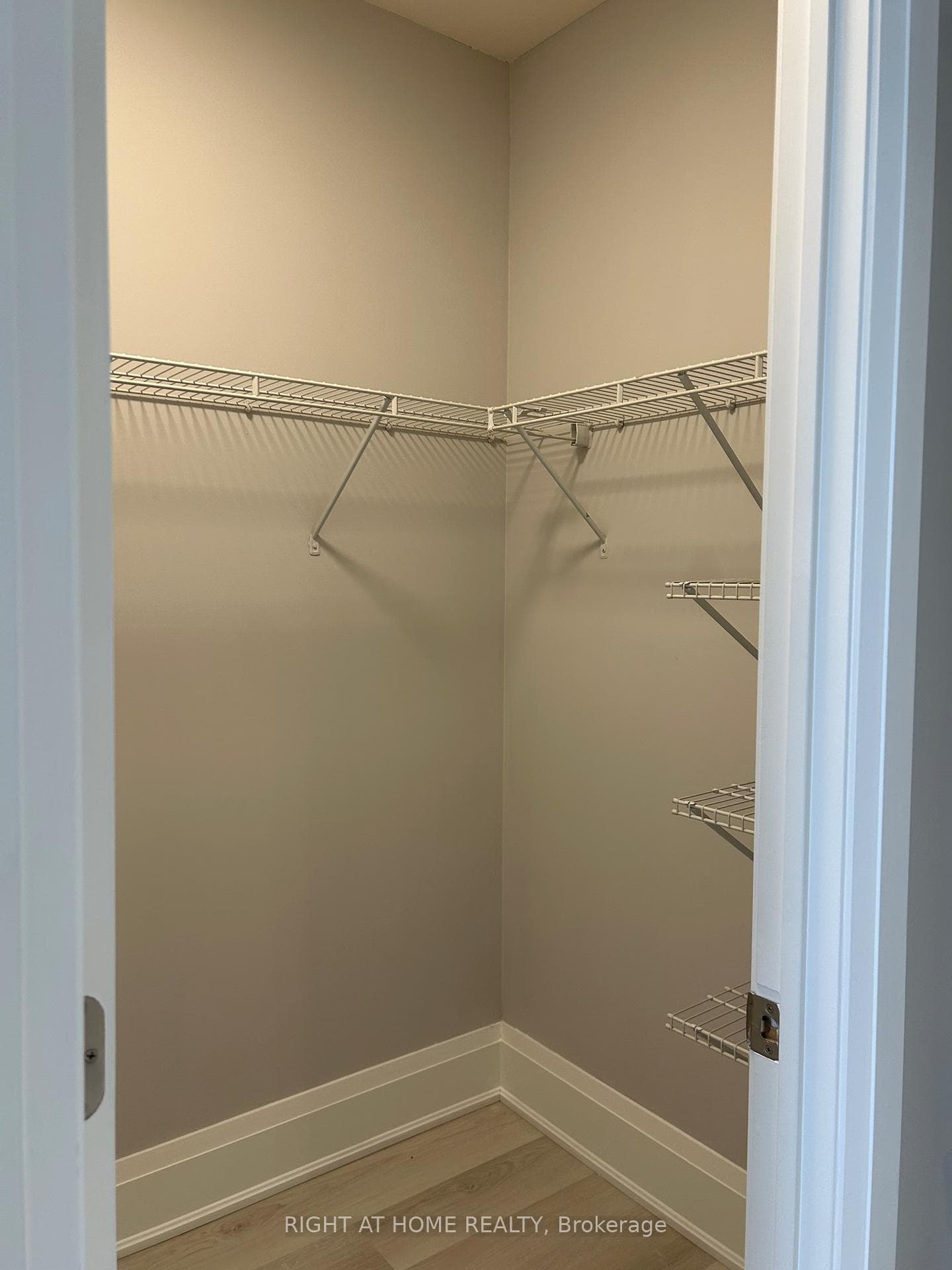 100 Harrison Garden Boulevard Unit GPH23 photo 9