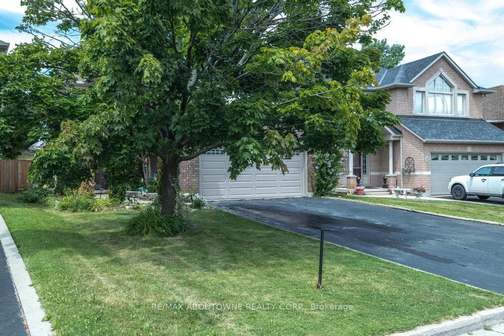 14 SABLE Drive photo 2