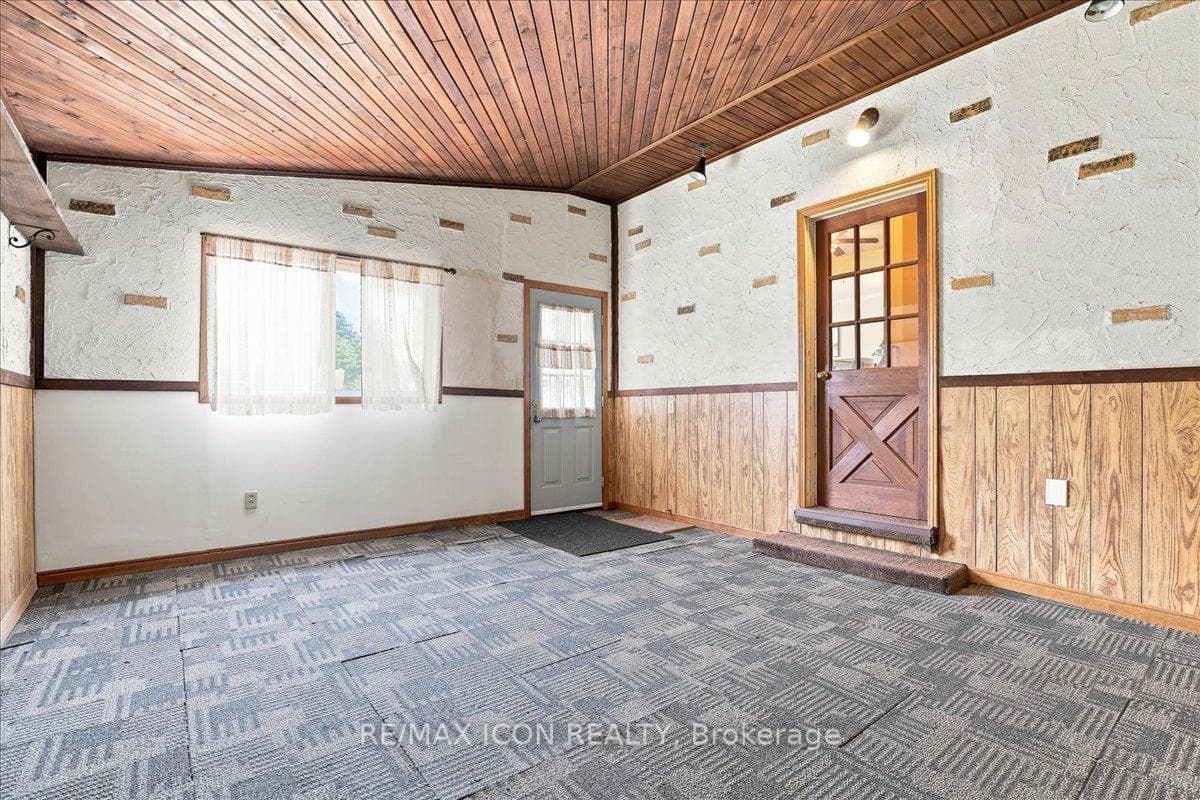 90 James Street photo 32