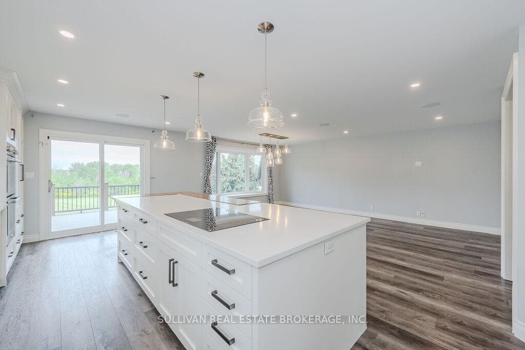 7706 Speedvale Avenue photo 14