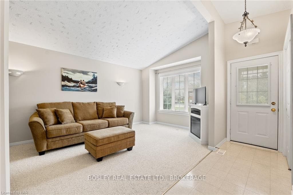 3812 FARR Avenue photo 11