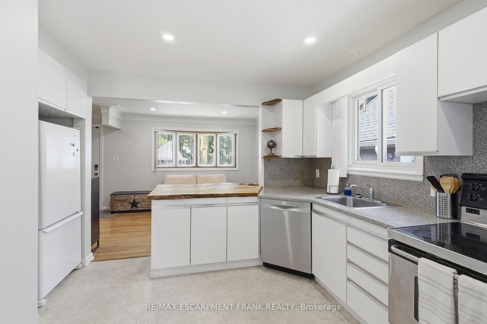 95 East 18th Street Unit 1 photo 14