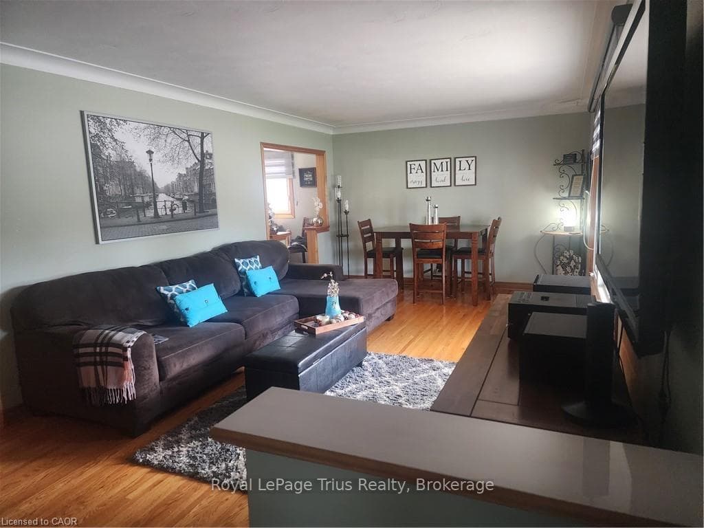 130 Balmoral Drive photo 10