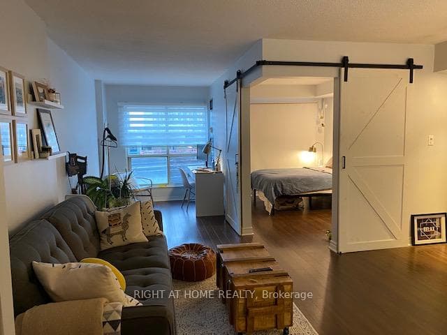 25 The Esplanade N/A Unit 320 photo 10