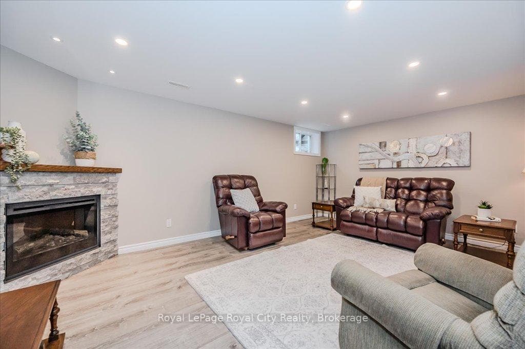 57 Frasson Drive photo 37