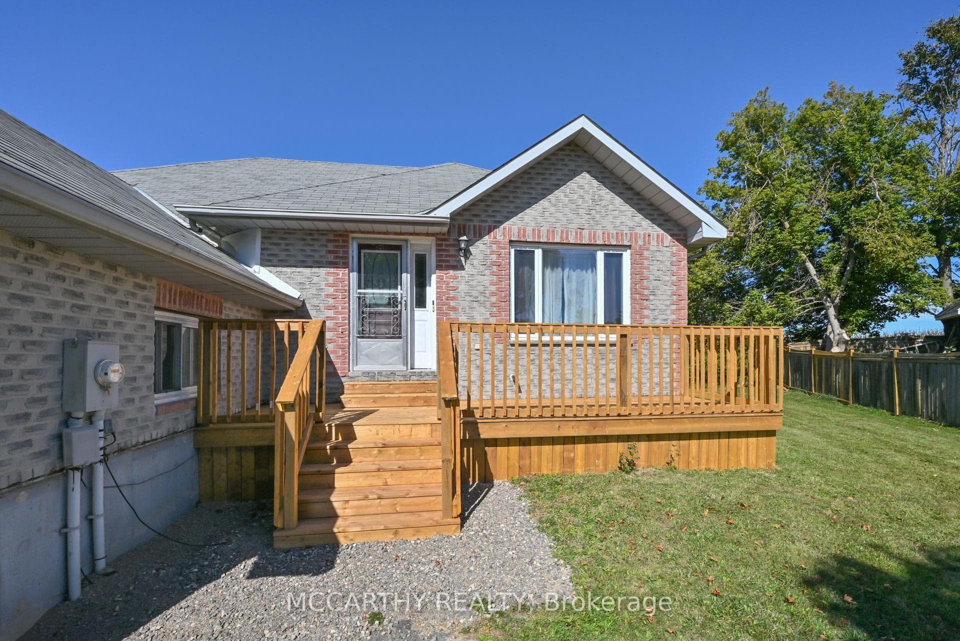 28 Wilson Crescent photo 3