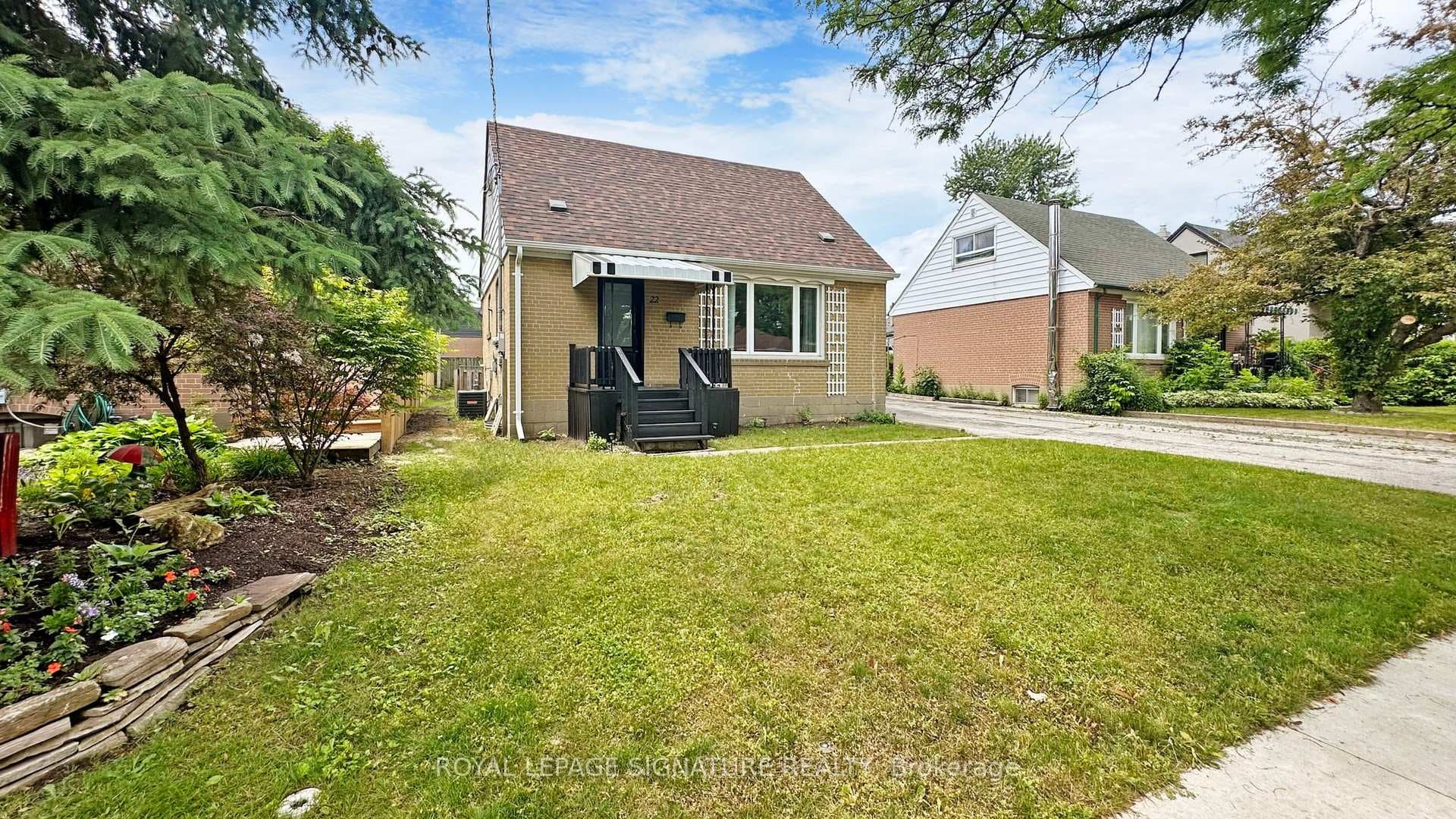 22 Chalfont Road photo 2