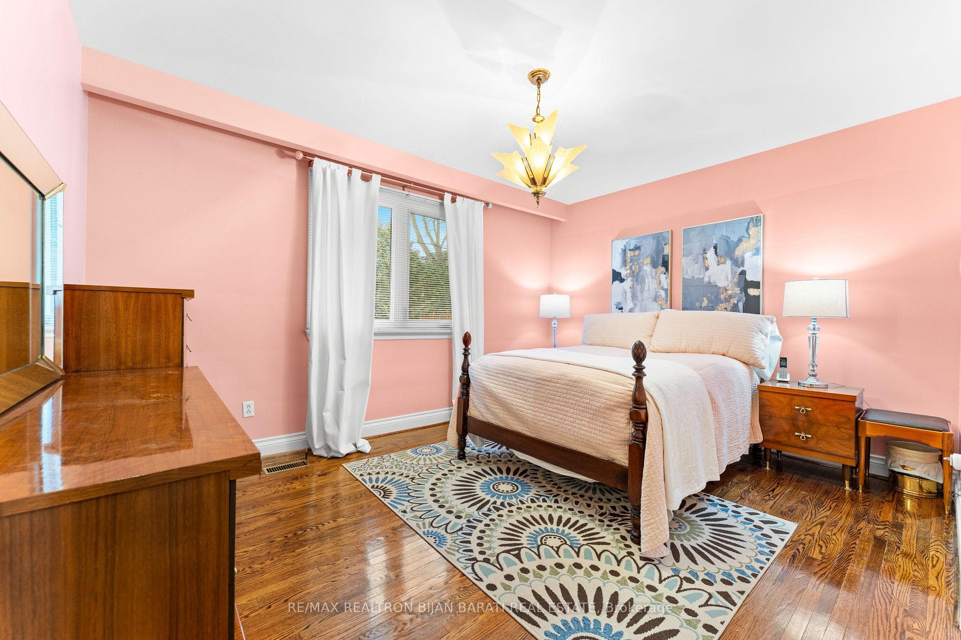 276 Kingsdale Avenue photo 13