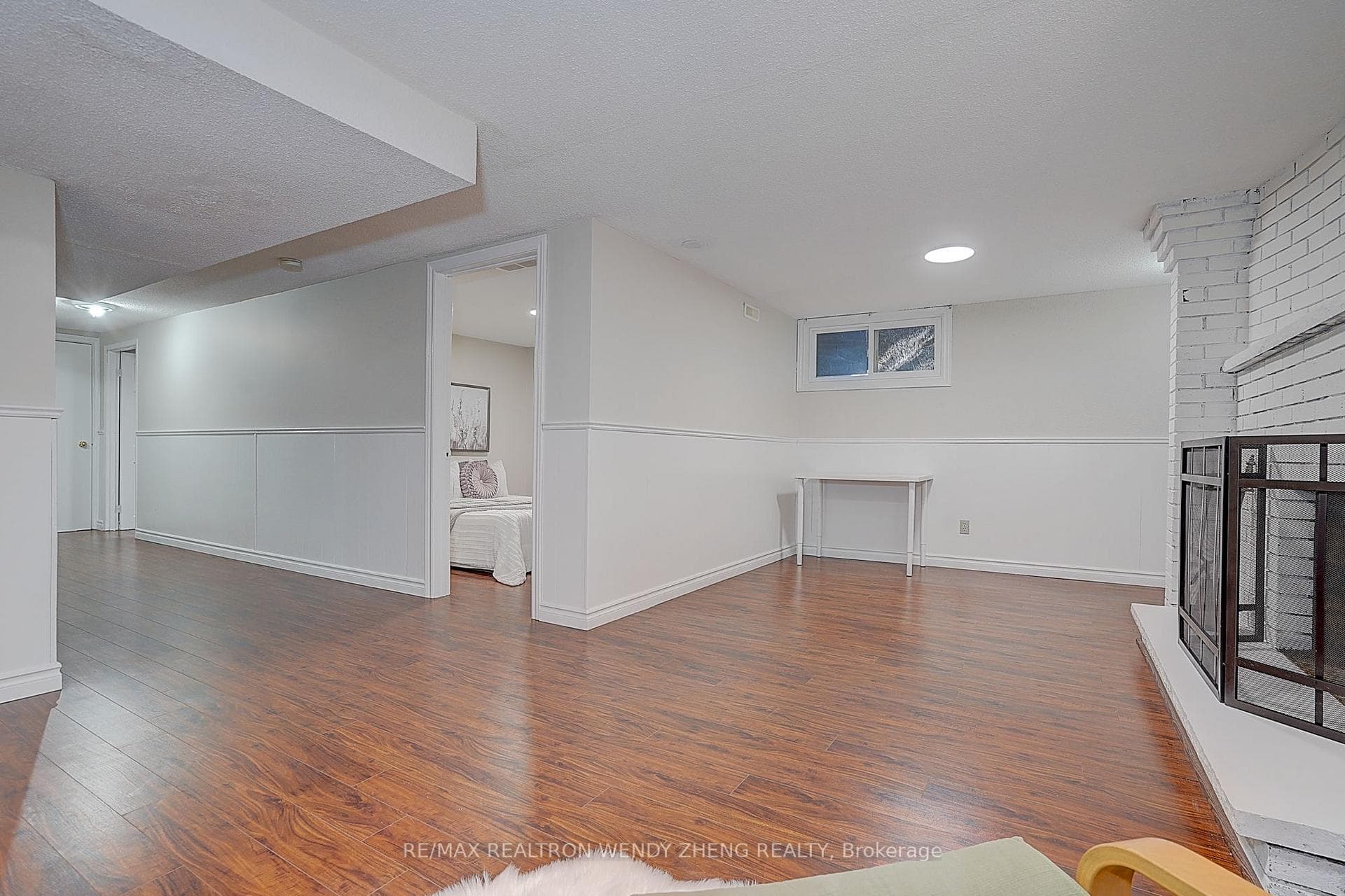 118 Henderson Avenue photo 43