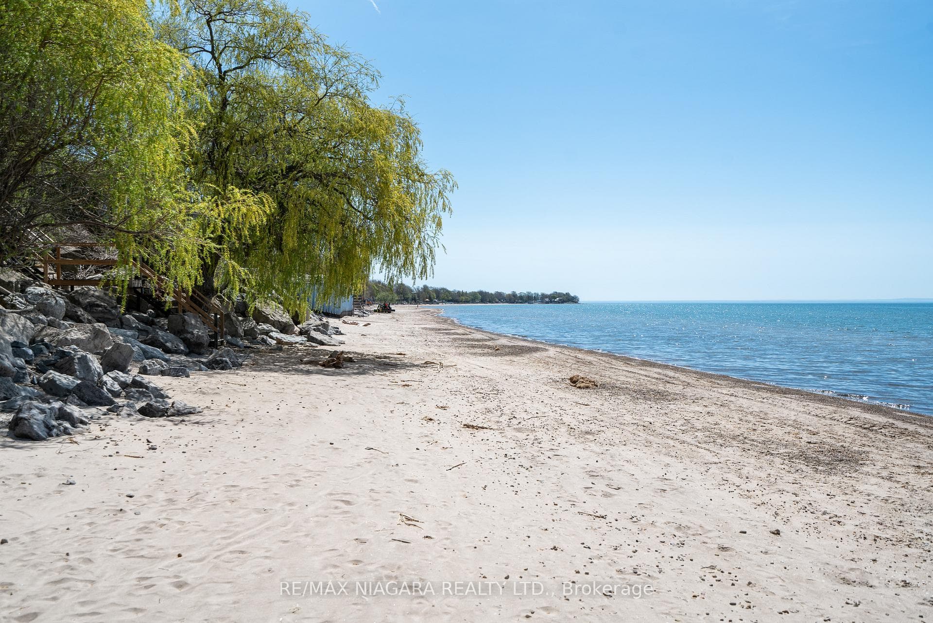 12547 Lakeshore Road photo 31
