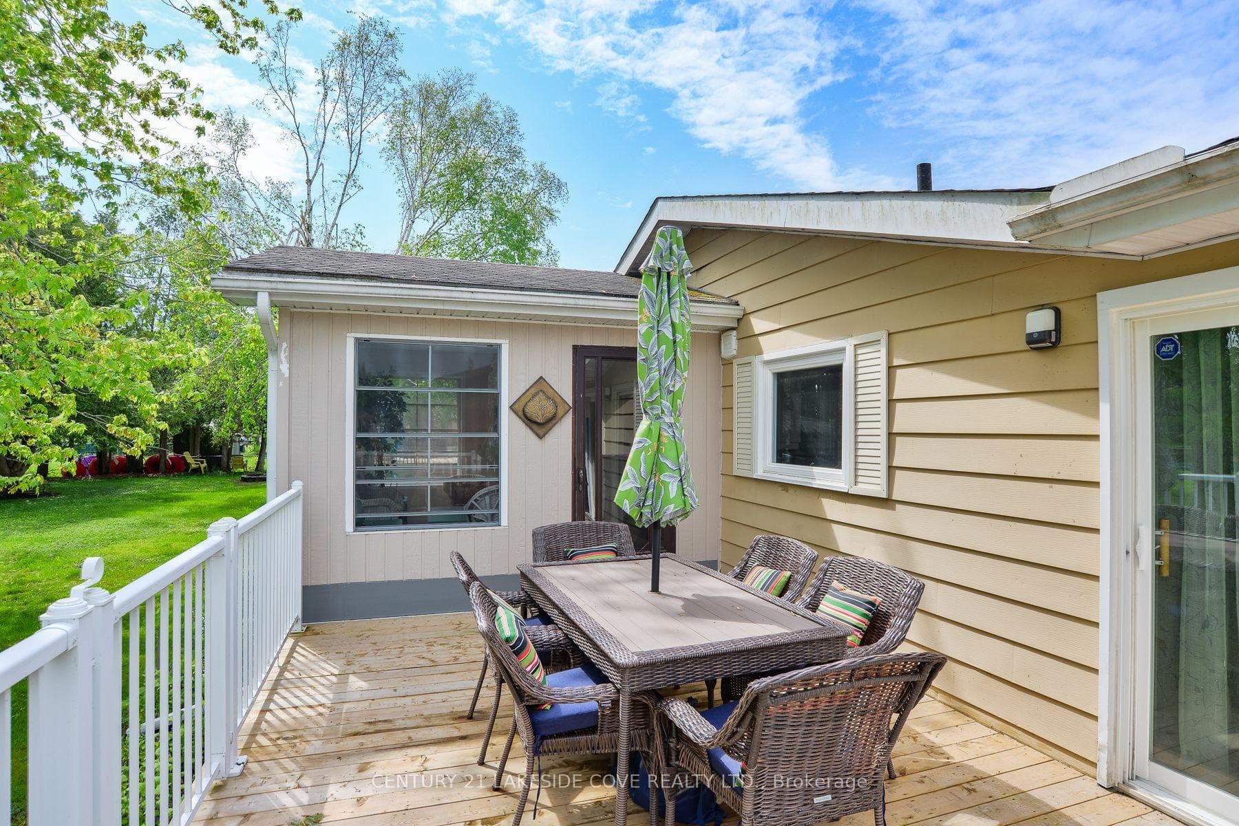 9 Pinetree Court photo 22