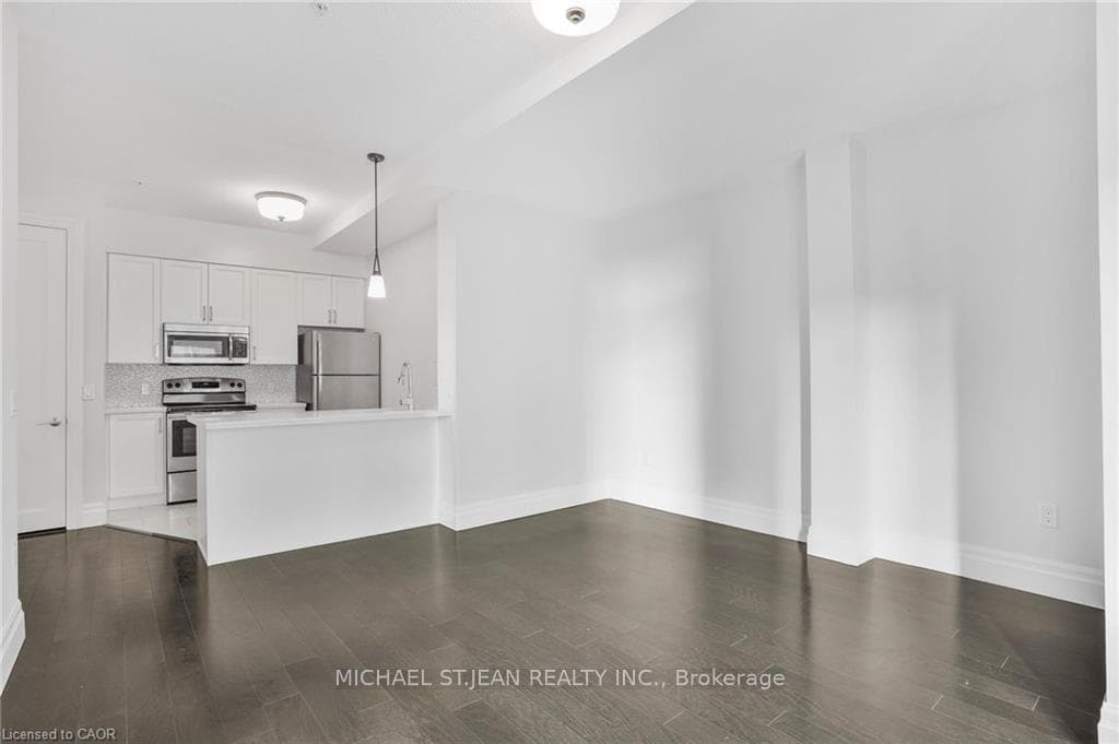 112 King Street Unit 1111 photo 23