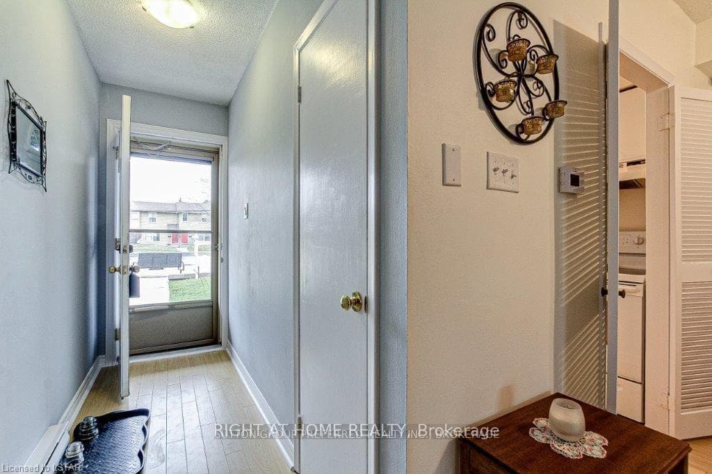 1101 Oxford Street Unit 56 photo 9