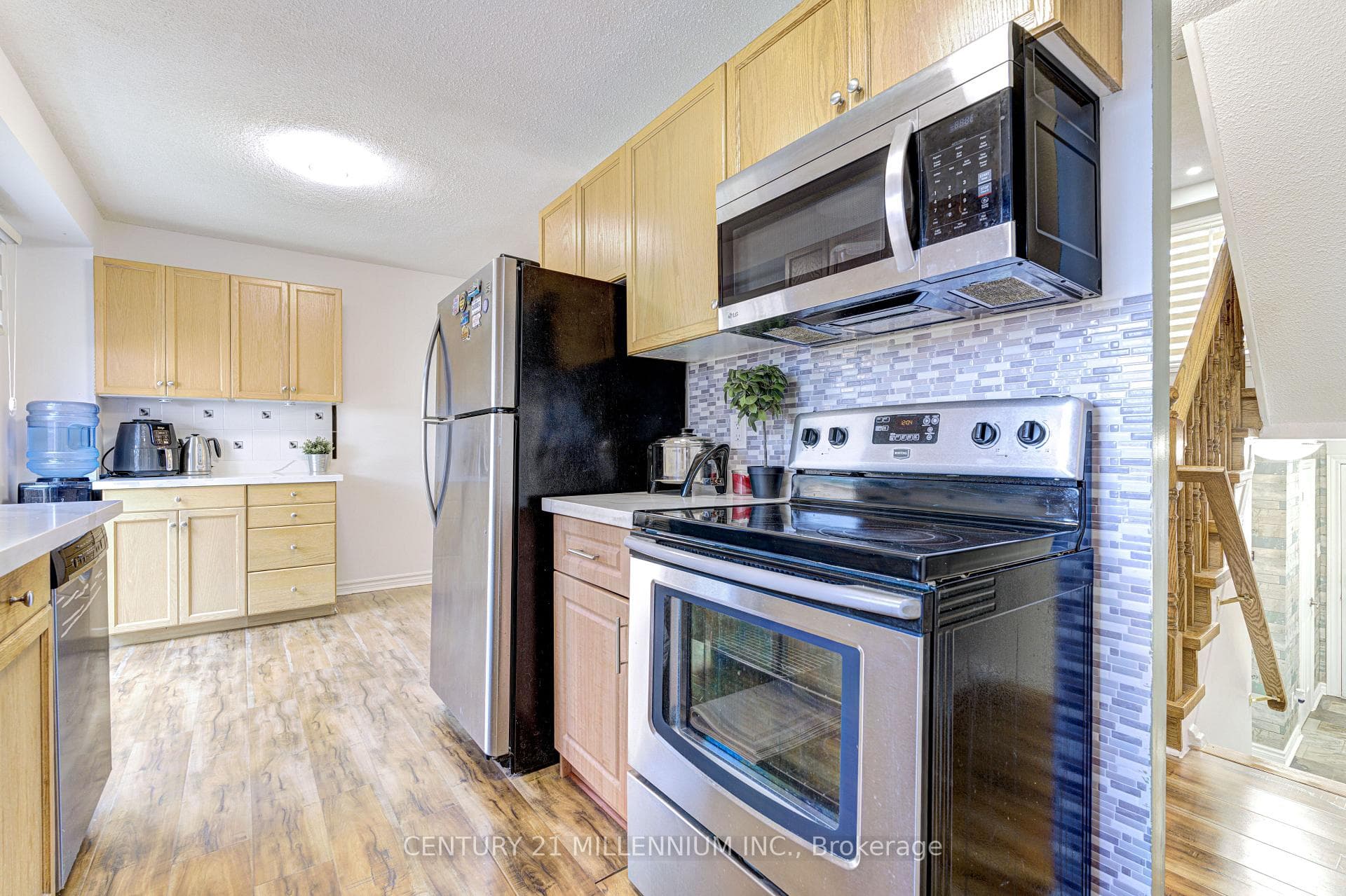 235 Bronte Street Unit 10 photo 13
