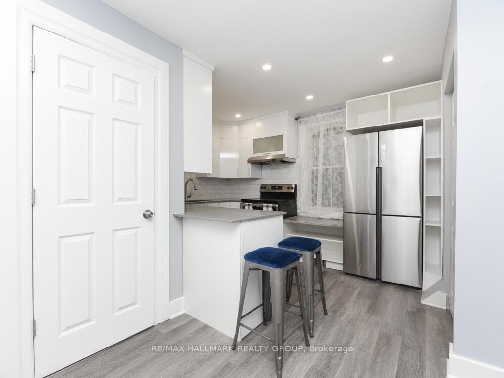 419 BESSERER Street photo 24
