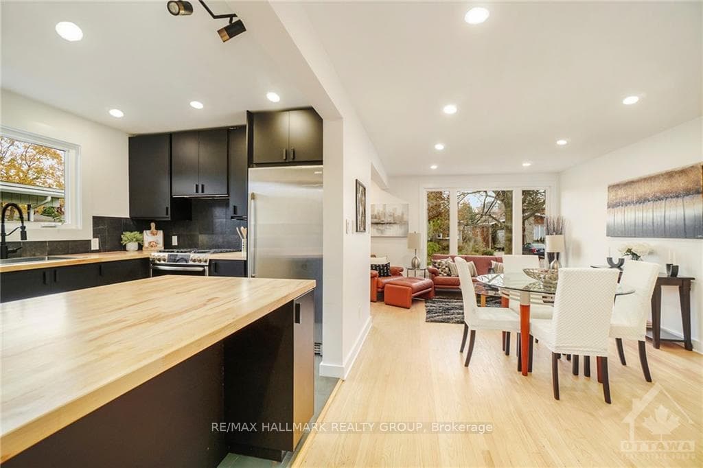 Kitchen / Dining Room
