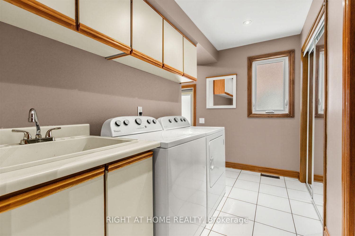 112 Belview Avenue photo 19