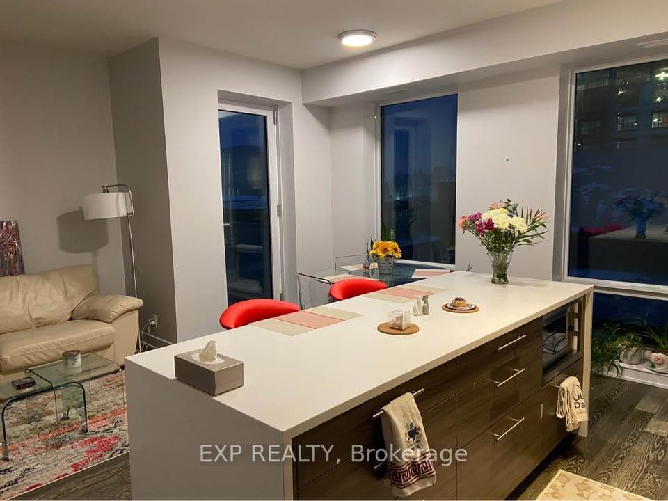 428 Sparks Street Unit 501 photo 6