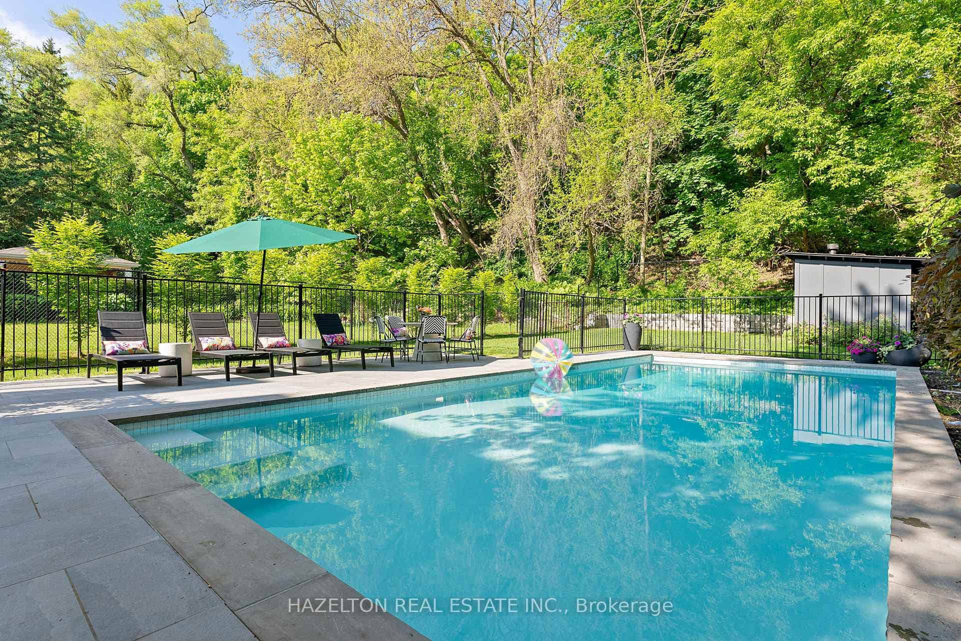 inground pool