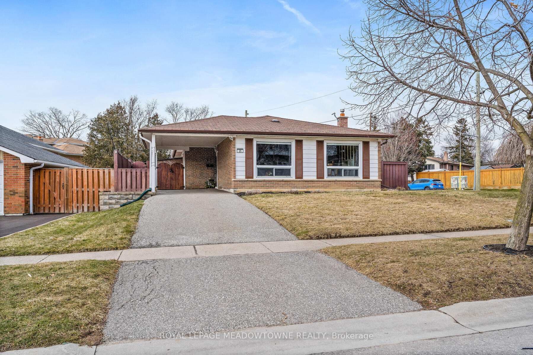 25 Rosefield Drive photo 1