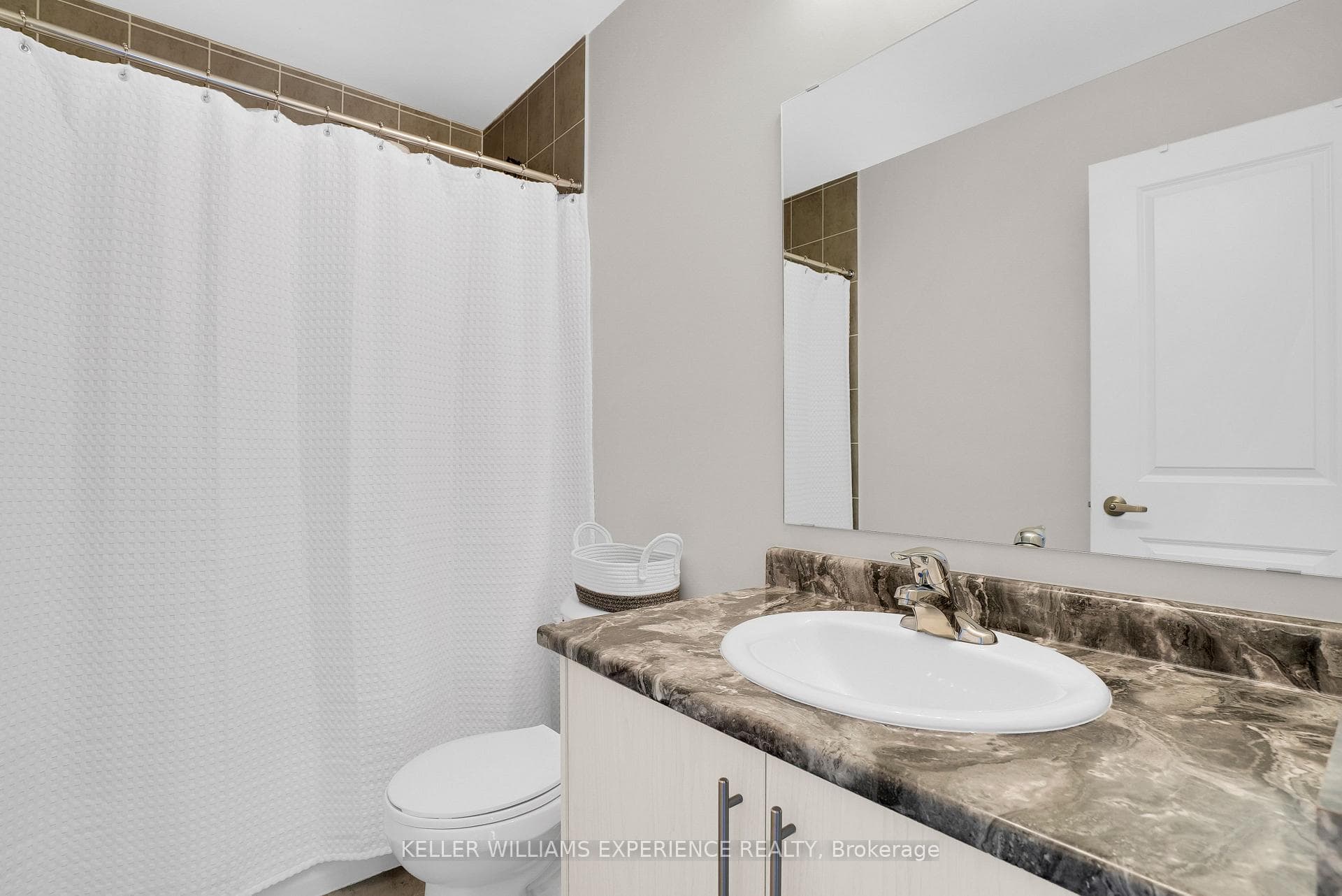 1329 Davis Loop photo 27