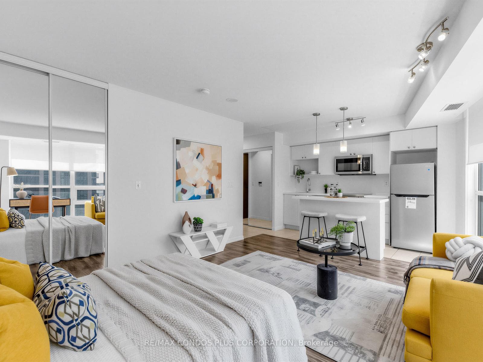 18 Yonge Street Unit 1012 photo 19