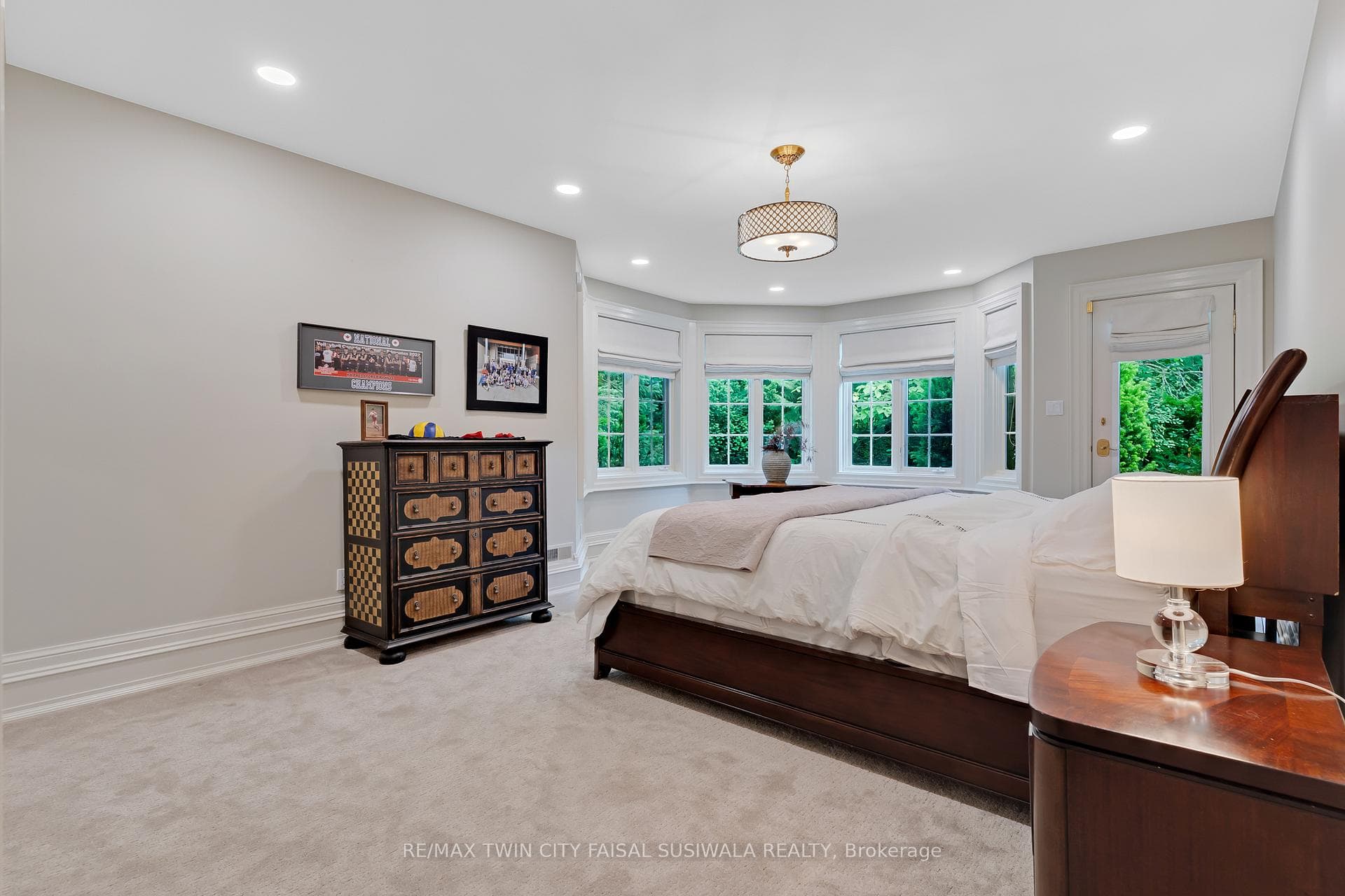 101 Deerpath Road photo 47