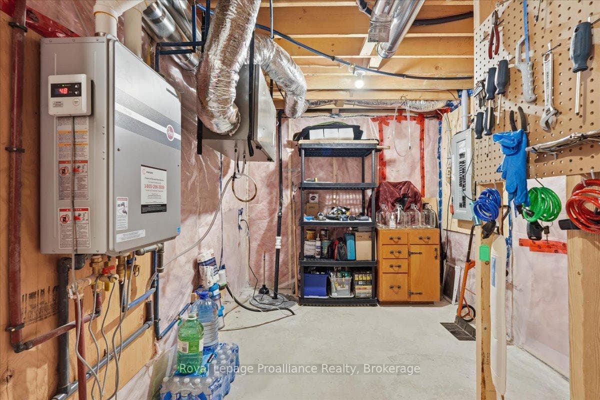 61 Conger Drive photo 33
