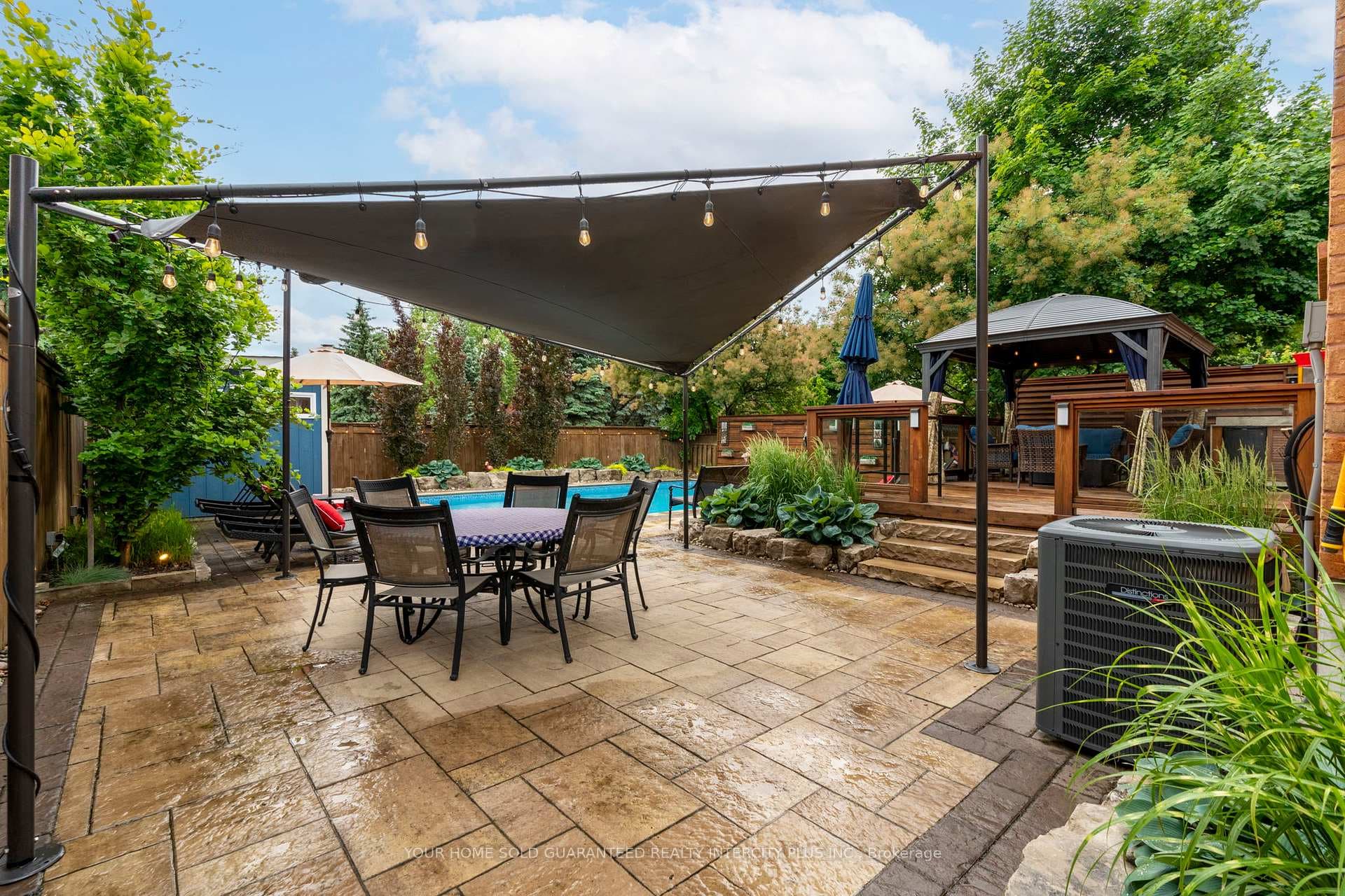 25 Gracefield Court photo 3