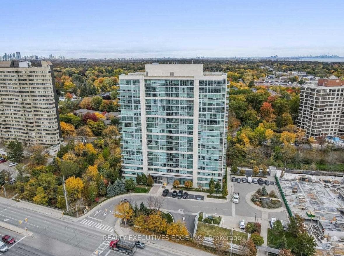 1055 Southdown Road Unit PH-05 photo 12