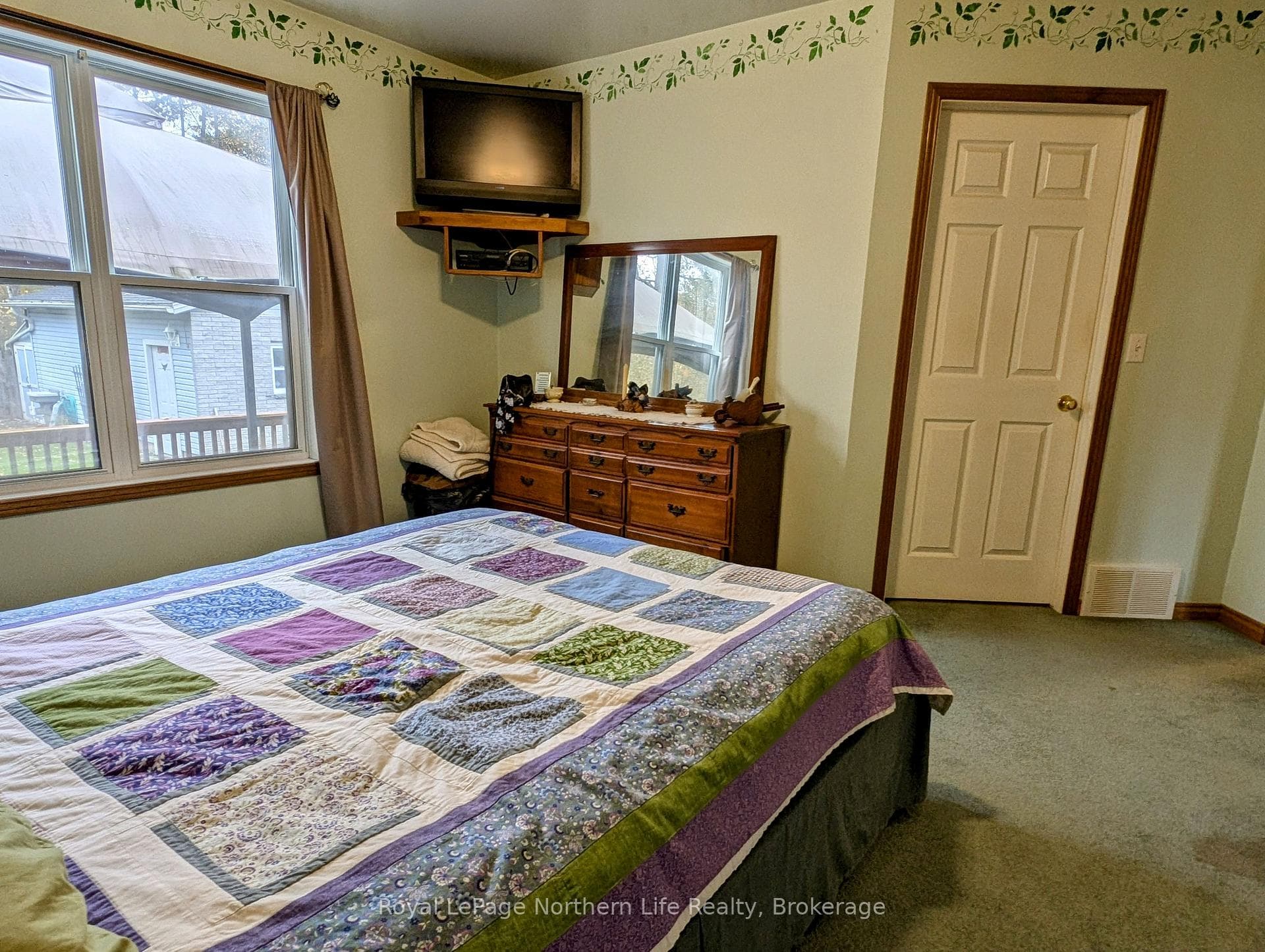 3160 Jewell Avenue photo 15